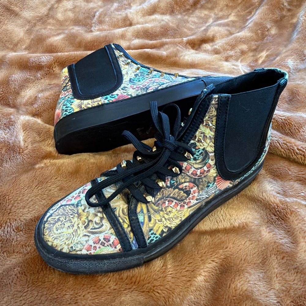 VERSUS Versace women’s Snake print high top